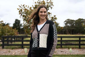 Jumpers: Cosy Cable Cardi
