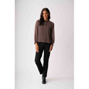 Contrast Trim Top