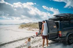 Wagon: Toyota LANDCRUISER