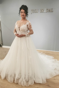 Products: ZJ-NZ2220 – JuliBridal (Auckland, NZ)
