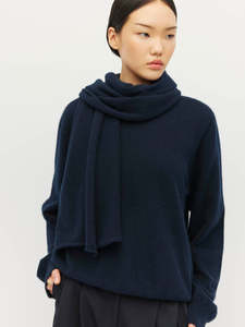 Drape Scarf (Perino Knit) Midnight Navy