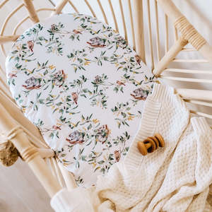 Snuggle Hunny Kids: Snuggle Hunny Kids Bassinet Sheet (Eucalypt)