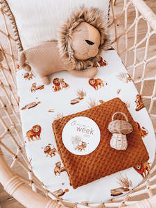 Snuggle Hunny Kids Bassinet Sheet (Lion)
