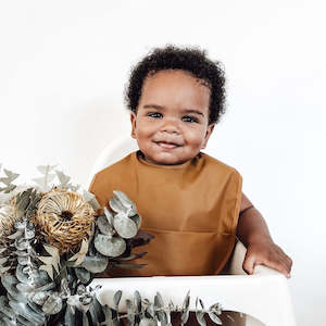 Snuggle Hunny Kids Snuggle Bib Waterproof (Byron)