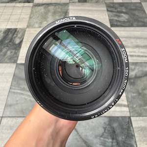 Minolta AF Zoom 100-300mm f/4.5(32)-5.6 Lens