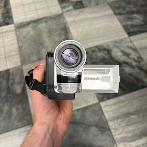 Handycams: Panasonic NV-DS25A