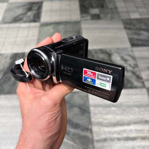 Handycams: Sony HDR-CX190E Handycam