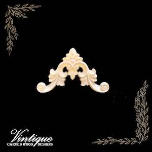 By Size 0 100mm: Stuart's Corner / centre Wooden Applique 7cm x 7cm x 9cm