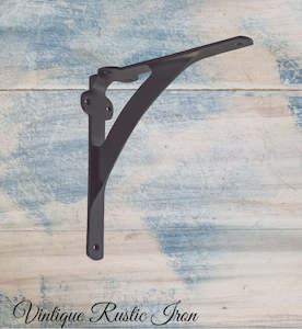 Cast Iron Medium Wall Bracket "GWENDOLENE"150mm x 150mm