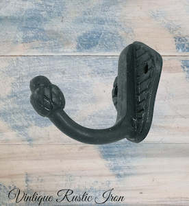 Rustic Iron Acorn single prong robehook 45mm high