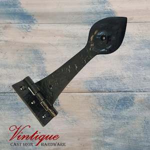 Cast Iron Hinges: Cast Iron Hinge Spearhead 245mm long x 100mm wide