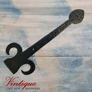 Cast Iron Hinges: Cast Iron Faux Hinge Spearhed 380mm long x 150mm wide
