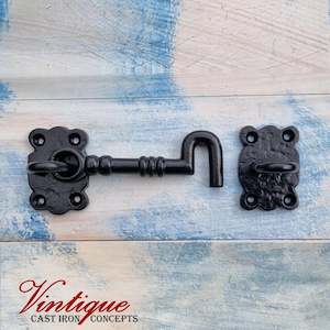 Cast Iron Gate Latch And Closures: Cast Iron Fancy Cabin Hook 138mm long (hook 110mm)