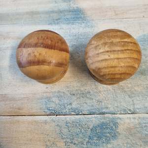 (set of 2) 44mm round Pine wood drawer knob -recycled