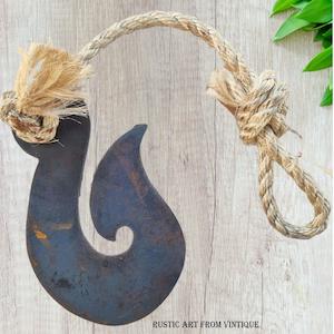 Rusted Metal: Corten Rusty Matau or Fish Hook metal art