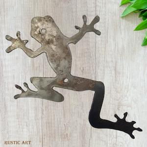 CLIMBING FROG Rusty metal 215mm x 160mm
