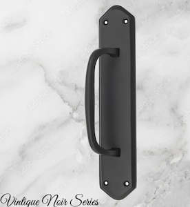 Matt Black Retro Offset Pull handle w/backplate 250x50mm