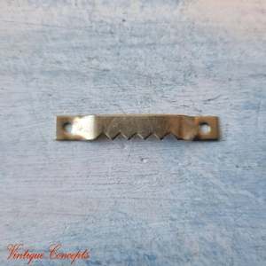 Saw tooth Picture hanger Gold 40mm x 6mm (each)