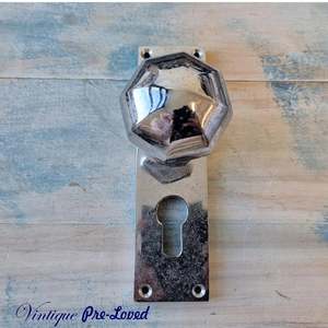 Chrome door handle knob octaganal (1 side only)