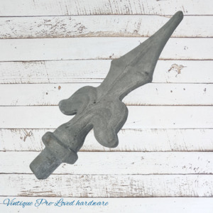 Vintage Metal Hardware: Cast Iron Regal cross 133mm Long-plain finish (pre-loved)