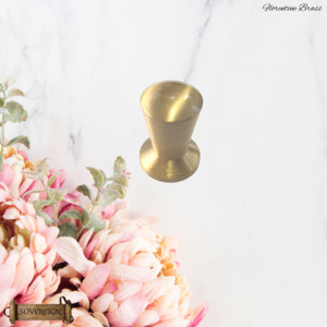 "Florentine" Sovereign Small & Tall 14mm dia Brushed Brass box knob