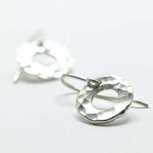 E3t - Tiny Pīrori Earrings - WHOLESALE