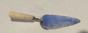 Vintage Finds: Silver Plated Cake Slice with Stone Handle