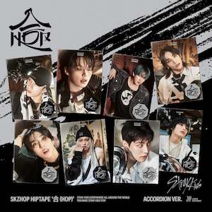 Stray Kids: Stray Kids – SKZHOP HIPTAPE (合/HOP) (ACCORDION Ver.) (Random)