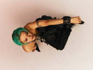 PRE-ORDER: YUTA (NCT) 1st Full Album - PERSONA (Venom ver.) [Japanese Edition]