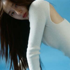 Soloists: PRE-ORDER: KRYSTAL 1st Single Album – Solitary