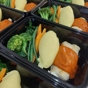 White fish with roasted red pepper & tomato sauce 5.12.25 SI