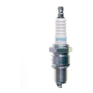 Ngk: NGK Spark Plug - BPR6ES (7822)