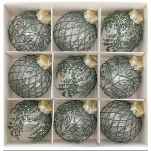 Christmas Decoration: Christmas tree decorations Green