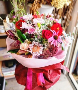 Products: Reds and Pinks - Kakariki Flowers