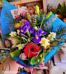 Products: Touch of Blue - Kakariki Flowers