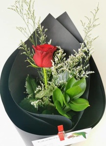 Products: Single Red Rose - Kakariki Flowers
