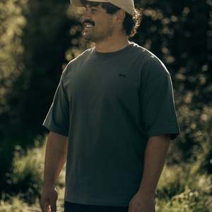 Mini Kaki Logo Tee - Charcoal