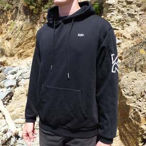 Hoodies & Jumpers: Kaki Hoodie - Black