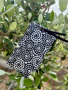 Accessories: Takarangi Silver Wristlet Purse