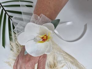 HIS & HER’S SILK WRIST CORSAGE AND BUTTON ORCHID - Kamo Village Florist