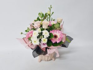 Belly Pot Arrangement - Florist Choice - Kamo Village Florist