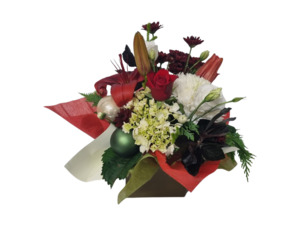 Christmas Traditional Arrangement Small - Kamo Village Florist