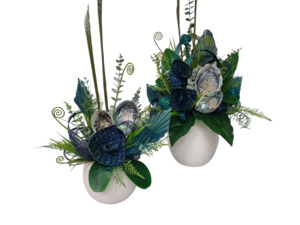 Products: Keepsake Small Kiwiana Arrangement - Kamo Village Florist