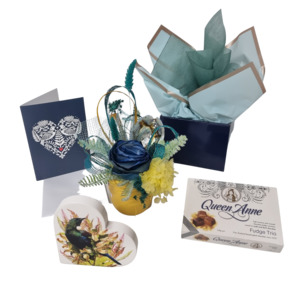 Products: New Zealand Tui Gift Set - Kamo Village Florist