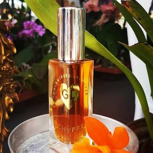 Products: Chypre - Kana Candles