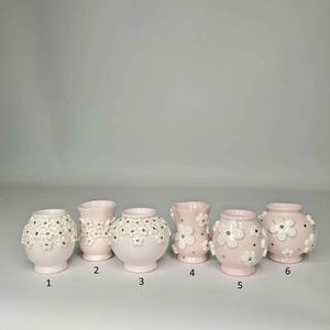 Dawn Clayden Kānuka Boutique Florist: Mini Posy Vase by Dawn Clayden