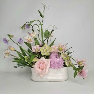 Fresh flowers Kānuka Boutique Florist: Dreamy Pastel Ceramic Arrangement