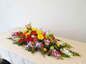 Fresh flowers Kānuka Boutique Florist: Casket Spray - Funeral Tribute