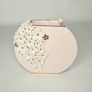 Dawn Clayden Kānuka Boutique Florist: Round Deco Vase by Dawn Clayden