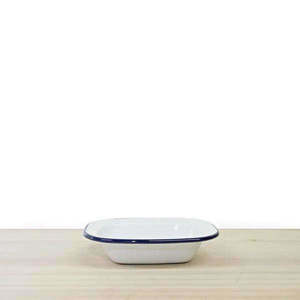 Bakeware Accessories: Enamel Pie Dish 16x12cm White/Blue